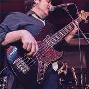 Clases de iniciación al bajo eléctrico